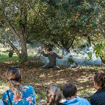 Un Dimanche chez Germaine, Yasminee Lepe, performance © Mathieu Menard